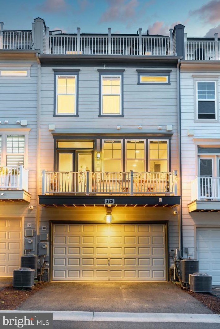 328 Hendrix Ave, Gaithersburg, MD 20878