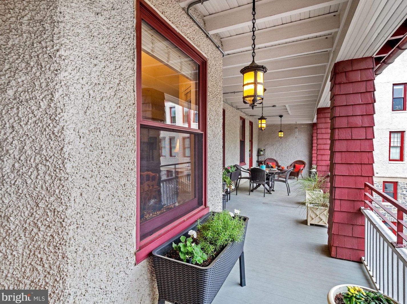 9610 Dewitt Dr, Silver Spring MD 20910-7110 exterior