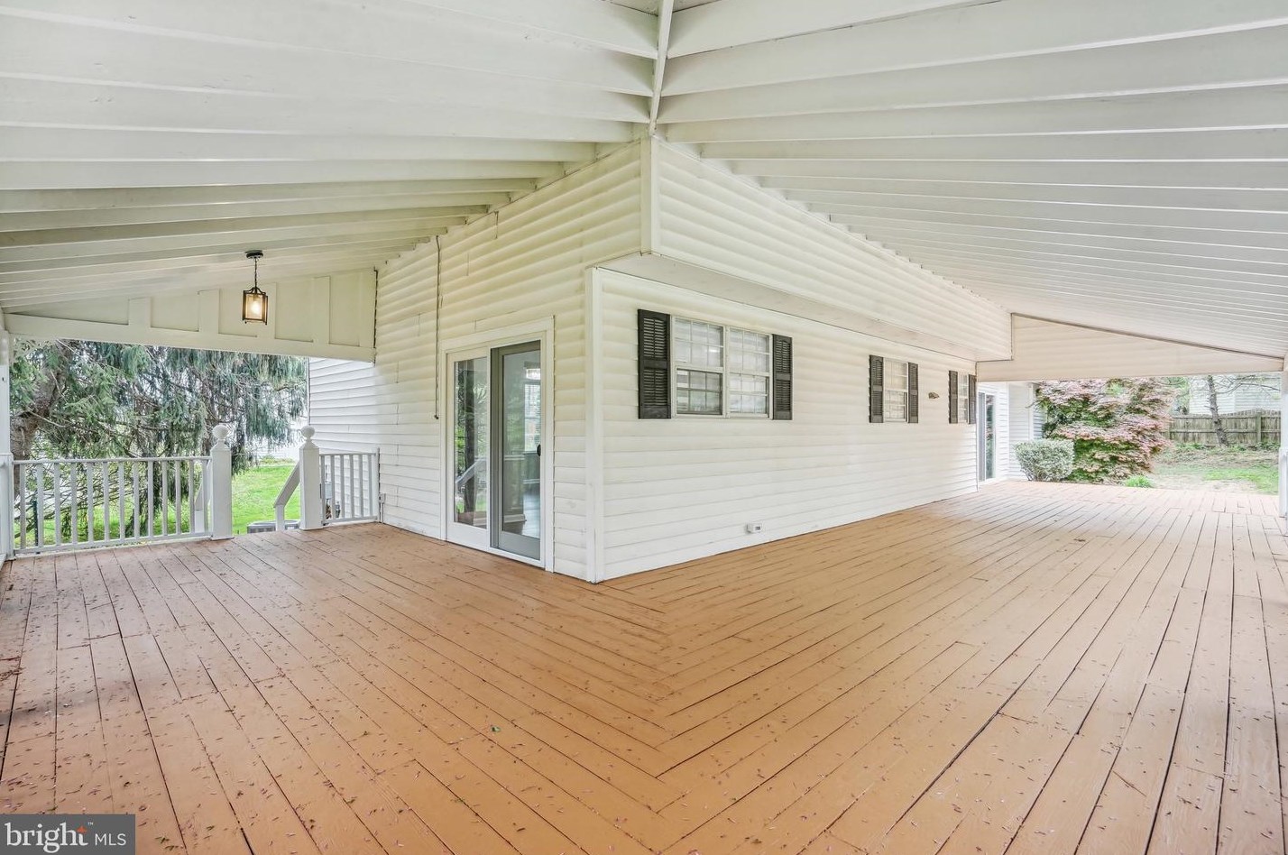 20108 Green Run Ct, Gaithersburg MD  20879-1623 exterior