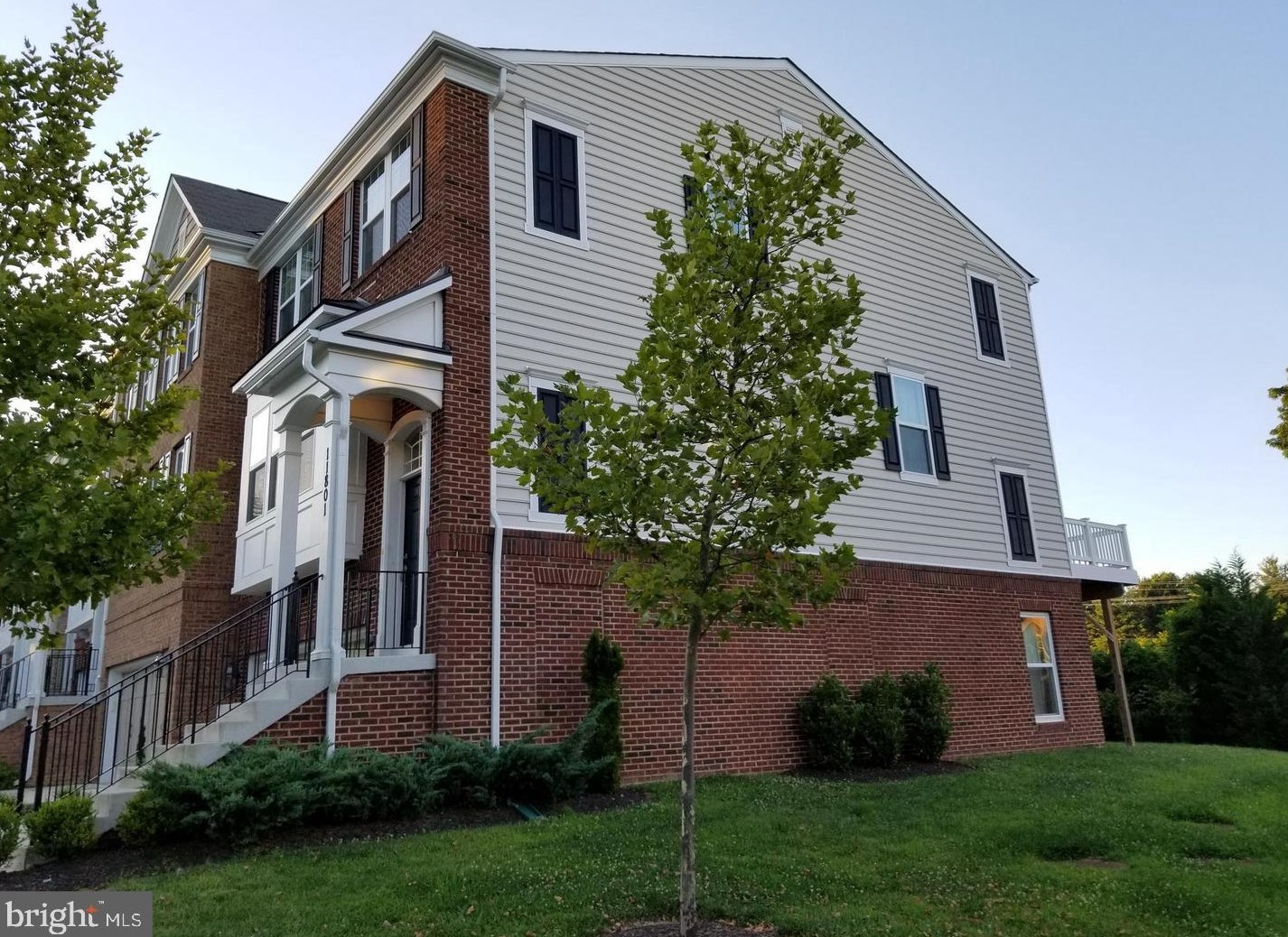 11801 Mango Ln, Gaithersburg, MD 20878