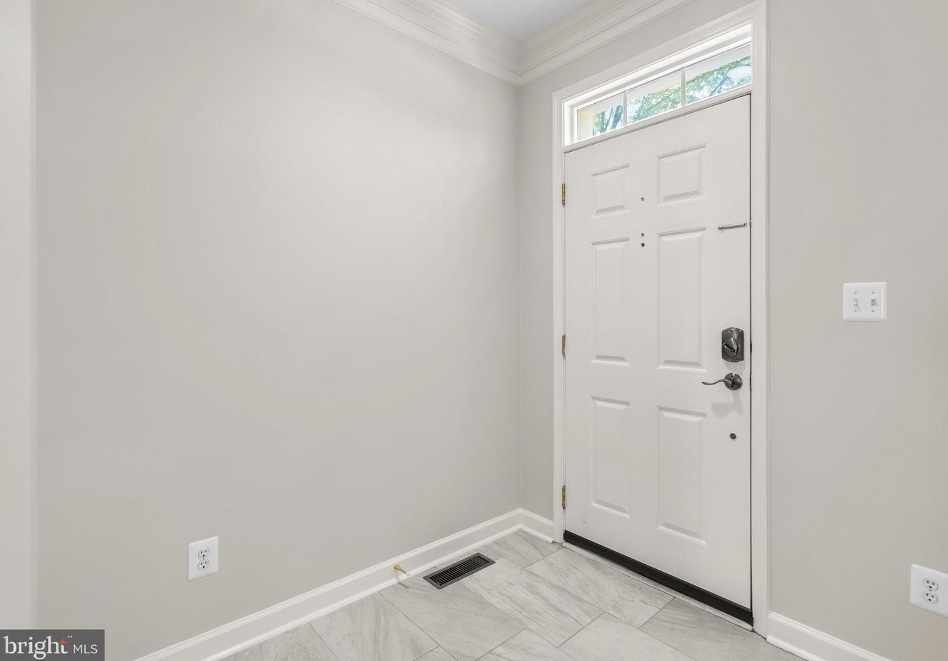 518 Fallsgrove Dr, Rockville MD 20850-7750 exterior