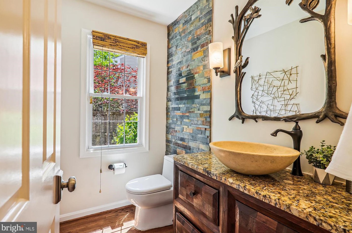 12632 Falconbridge Dr, Gaithersburg MD 20878-3430 exterior