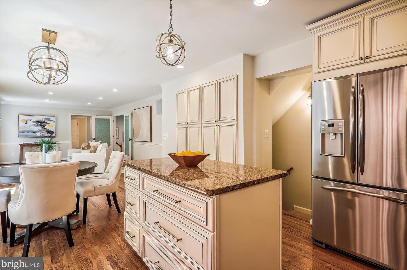 12632 Falconbridge Dr, Gaithersburg MD 20878-3430 exterior