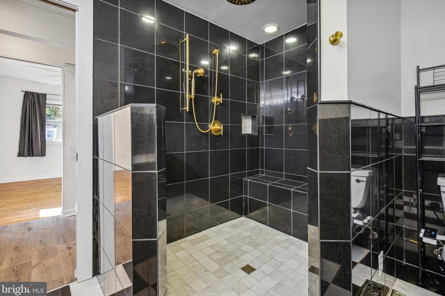 1513 Windham Ln, Silver Spring MD  20902-3769 exterior