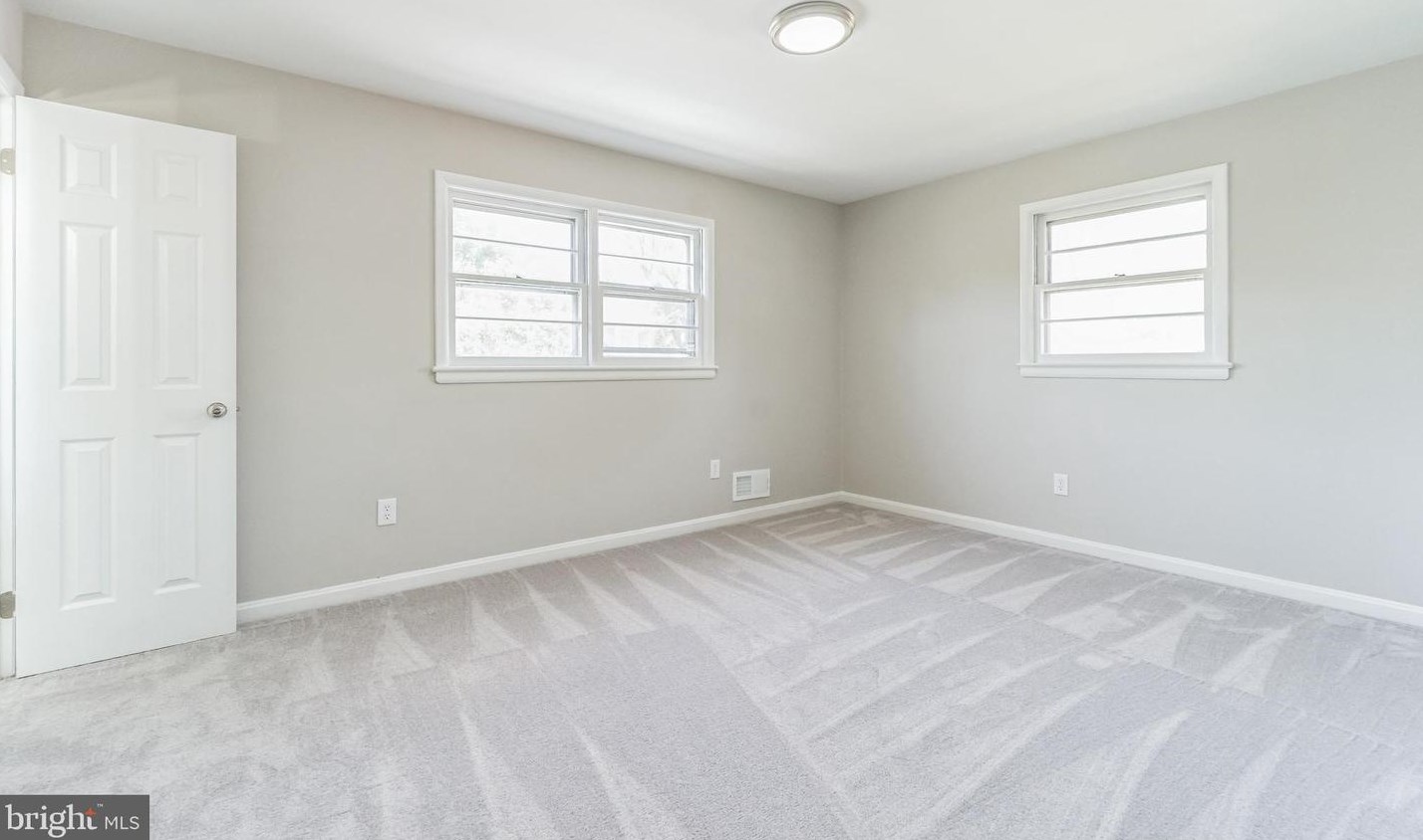 11104 Easecrest Dr, Silver Spring MD 20902-3509 exterior