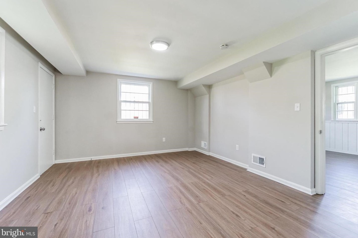 11104 Easecrest Dr, Silver Spring MD 20902-3509 exterior