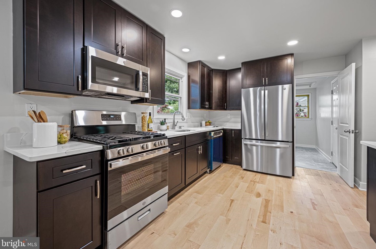 1517 Arbor View Rd, Silver Spring, MD 20902