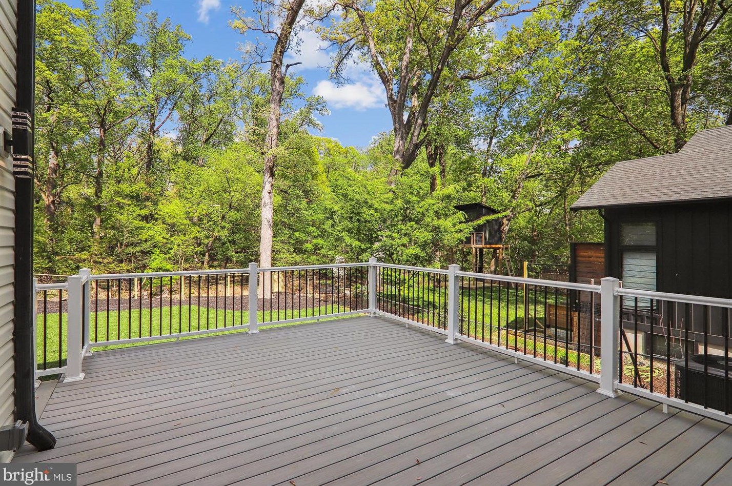 6609 Cockerille Ave, Silver Spring MD  20912-4732 exterior