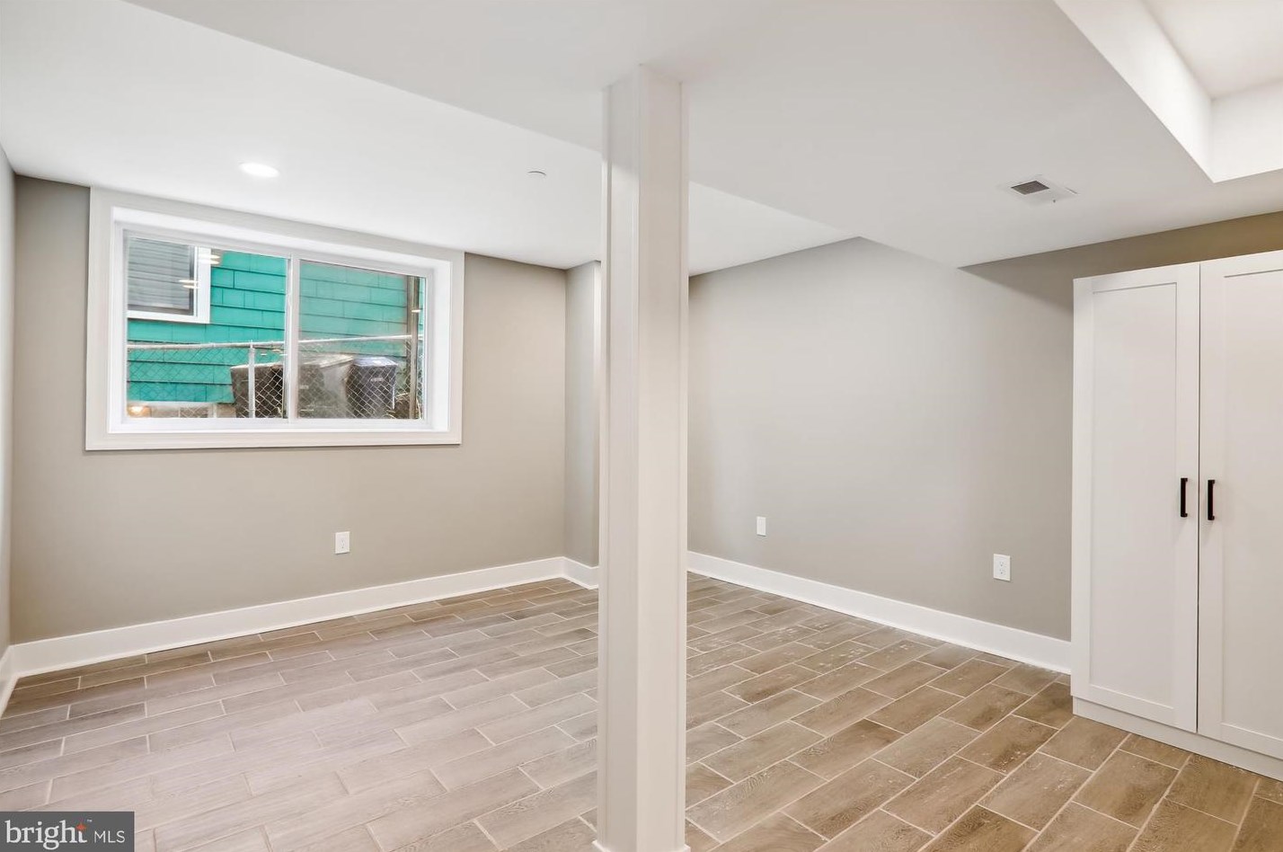 6609 Cockerille Ave, Silver Spring MD  20912-4732 exterior