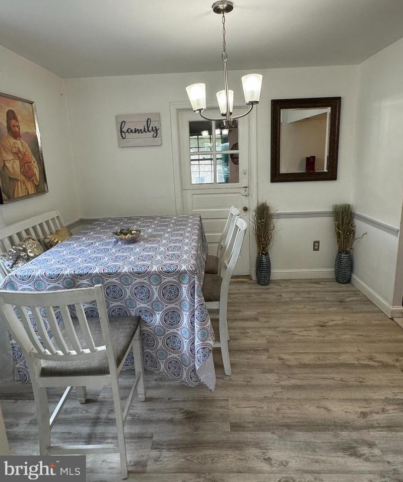 8502 Haskins Pl, Silver Spring MD 20912-7321 exterior