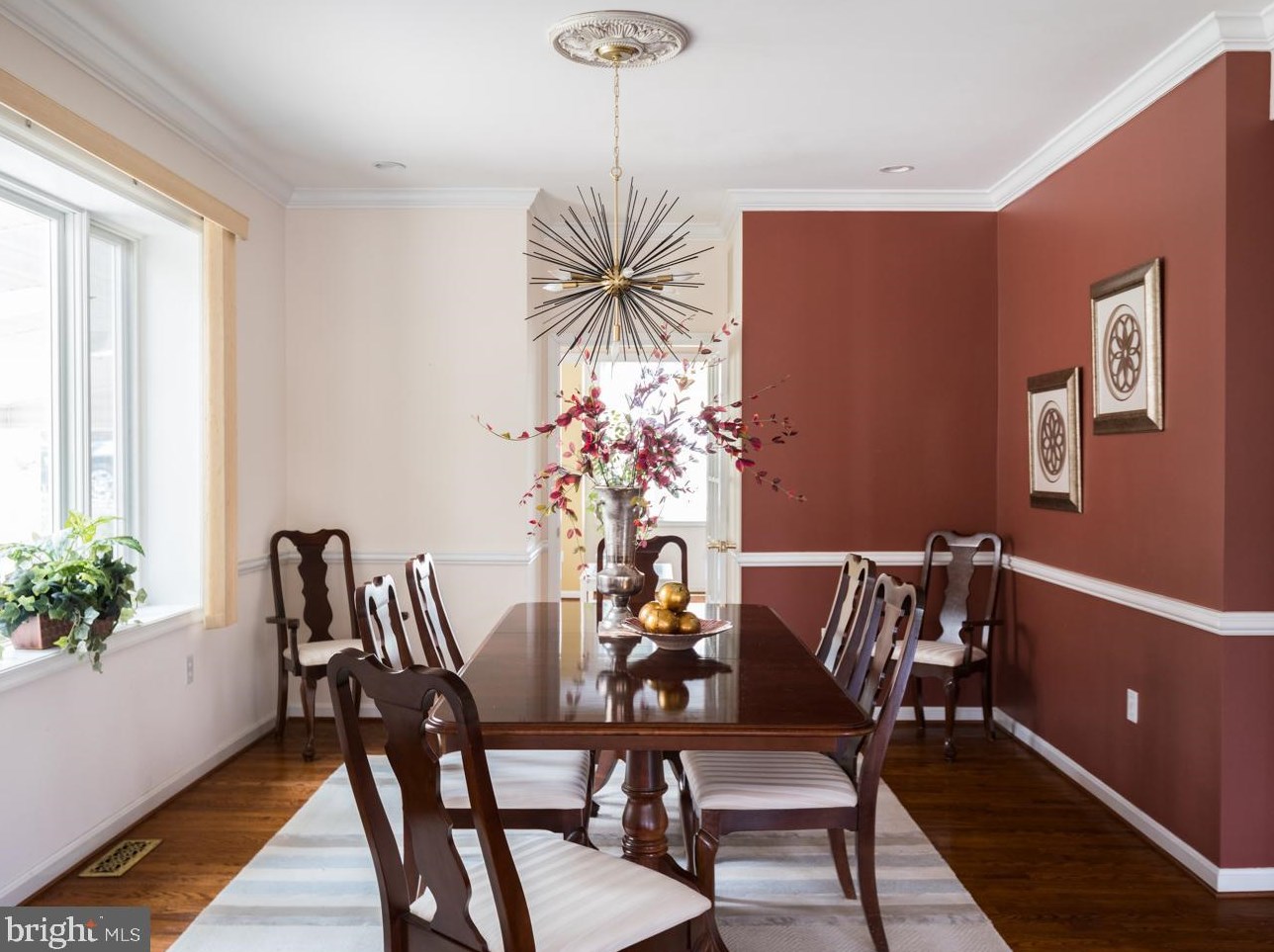 1520 Vivian Pl, Silver Spring MD 20902-3537 exterior