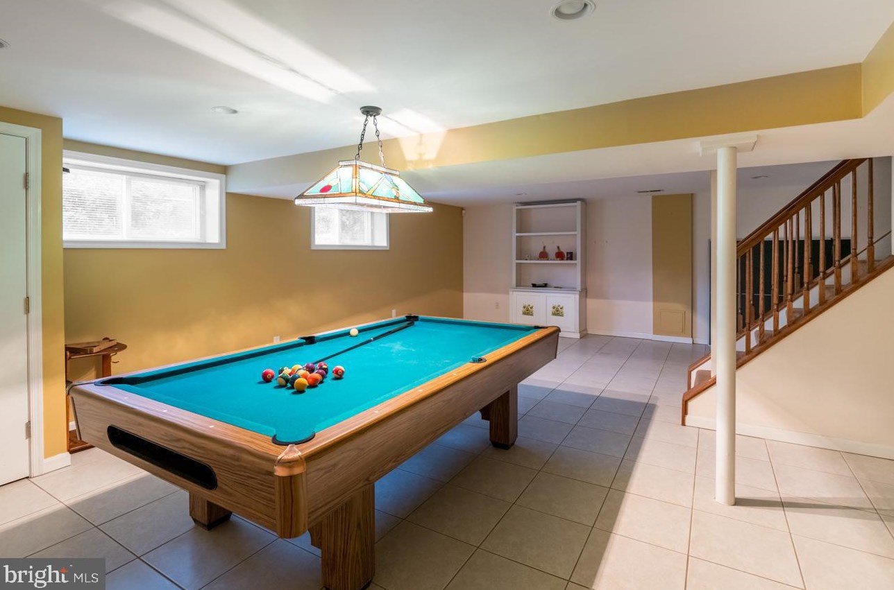 1520 Vivian Pl, Silver Spring MD 20902-3537 exterior