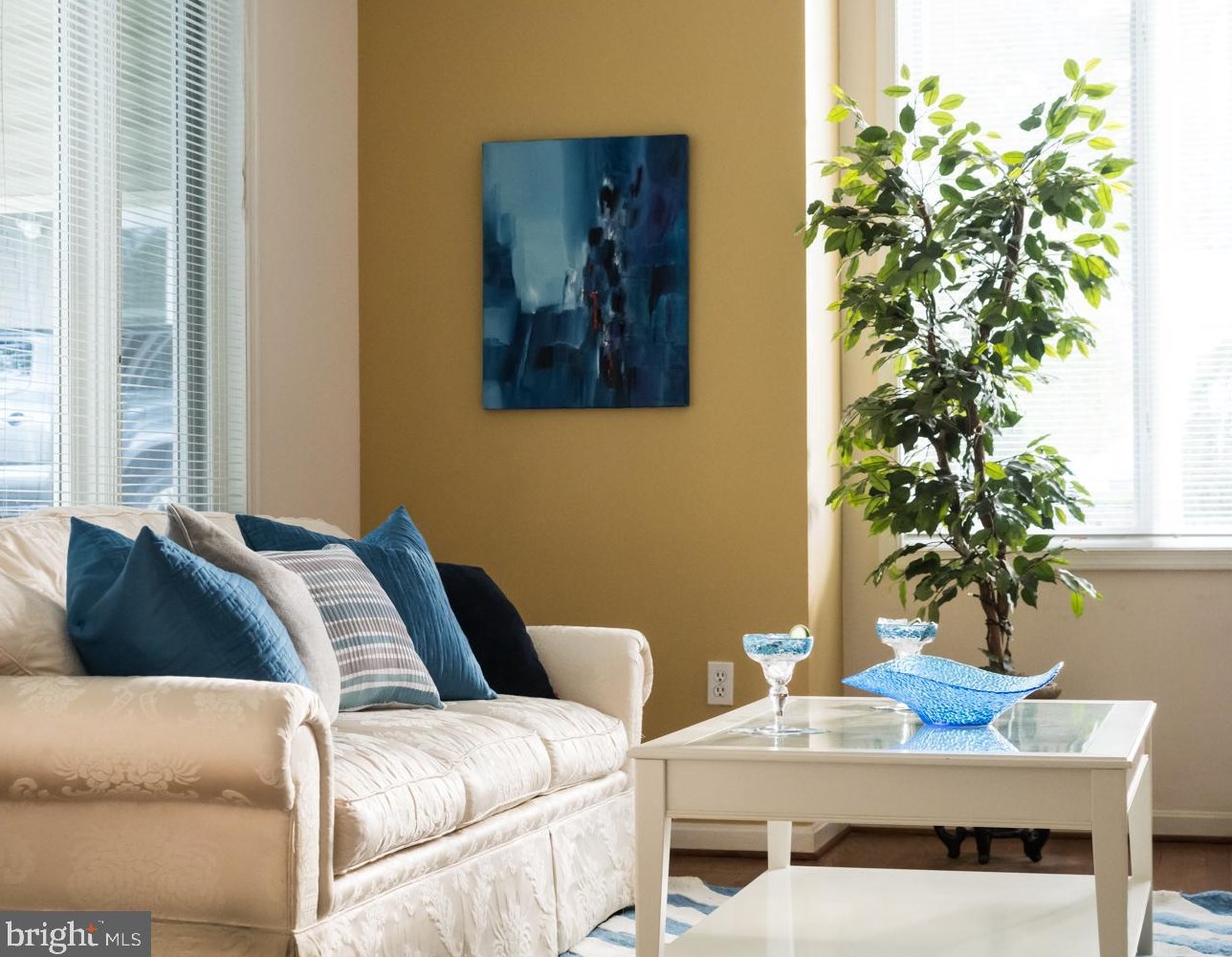 1520 Vivian Pl, Silver Spring MD 20902-3537 exterior