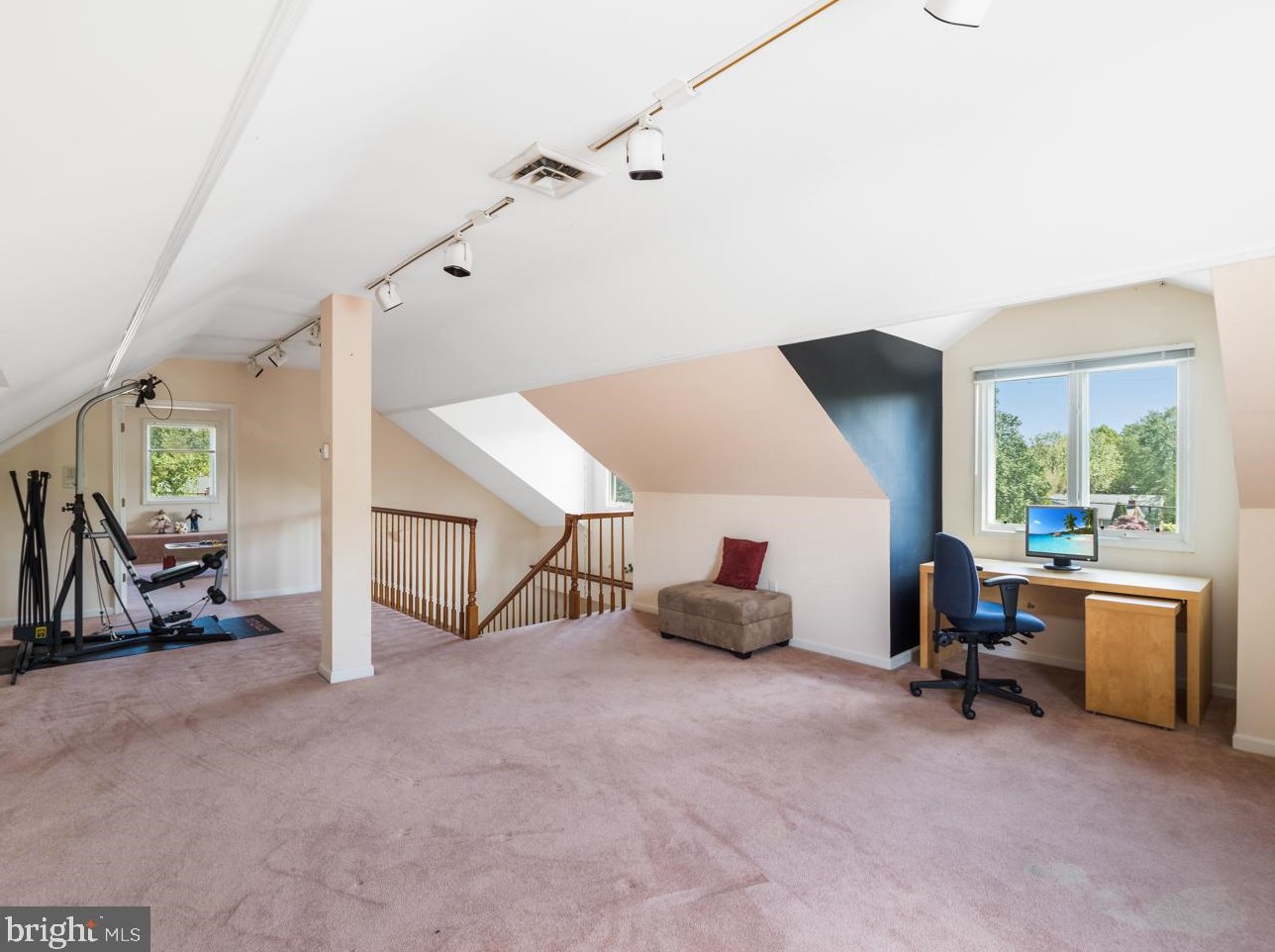 1520 Vivian Pl, Silver Spring MD 20902-3537 exterior