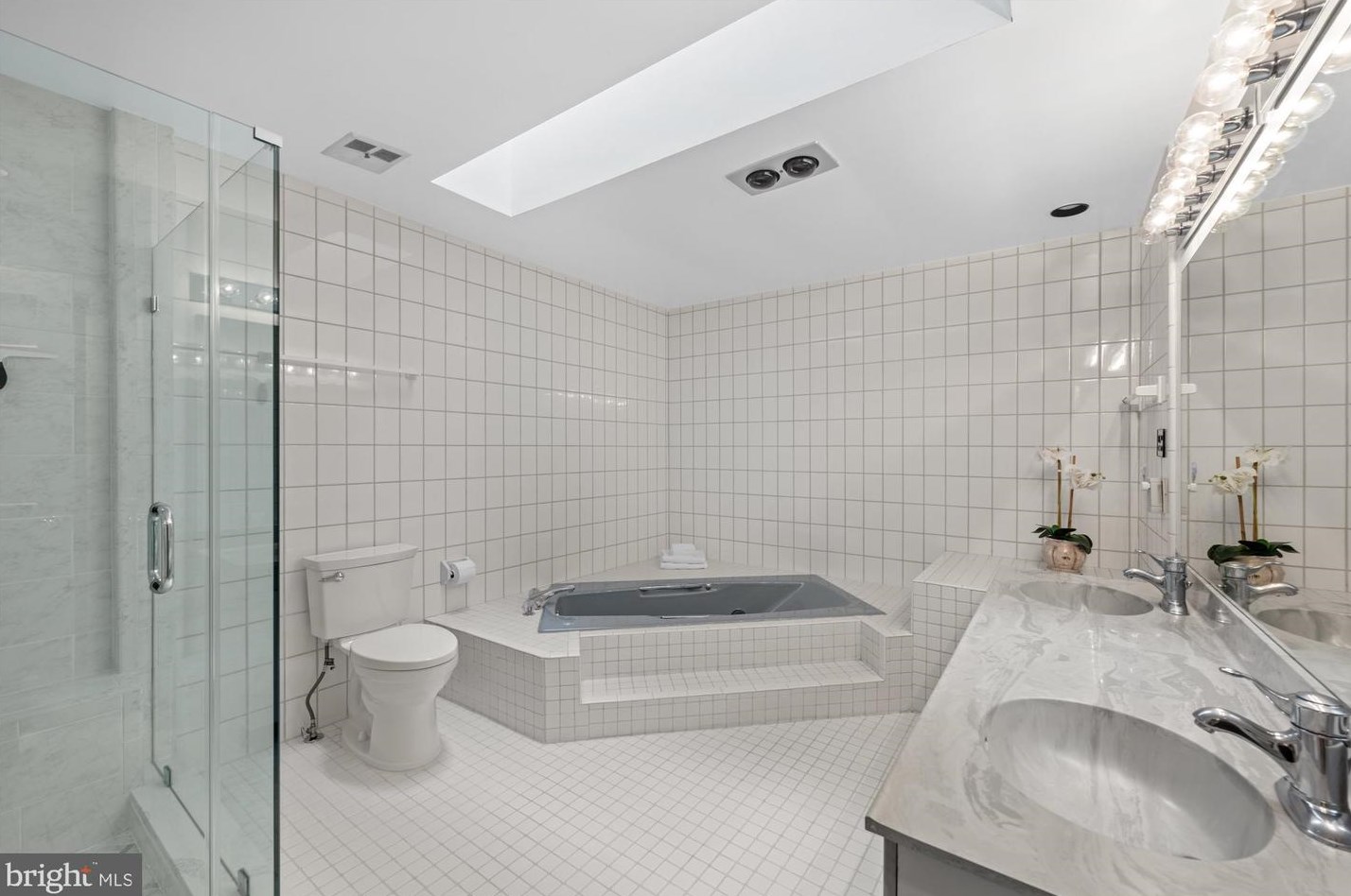 7309 Brookstone Ct, Rockville MD 20854-4838 exterior