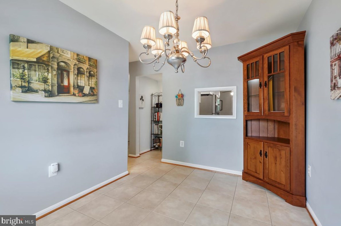 19 Orch Dr, Gaithersburg MD 20878-2221 exterior