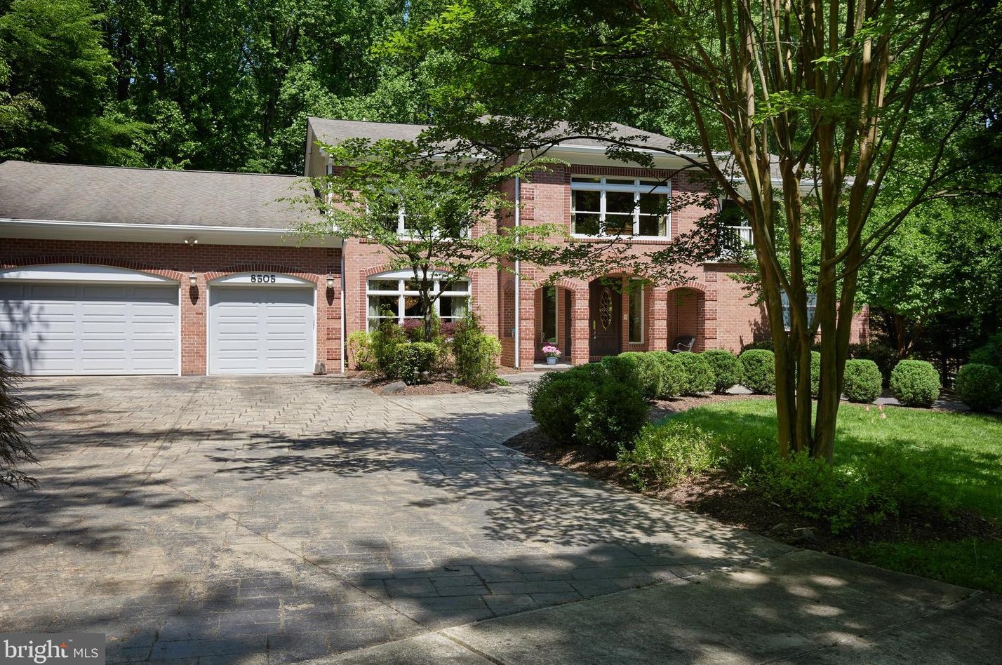 8505 Carlynn Dr, Bethesda MD 20817-4310 exterior