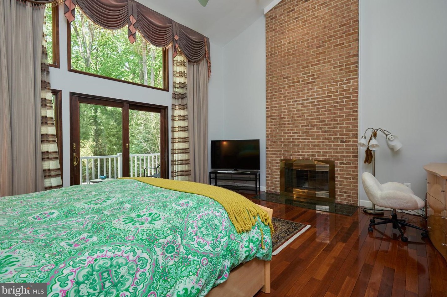 8505 Carlynn Dr, Bethesda MD 20817-4310 exterior