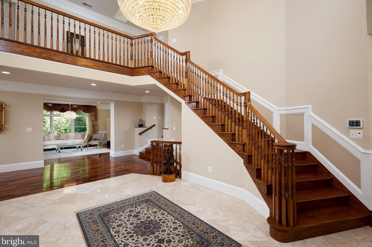 8505 Carlynn Dr, Bethesda MD 20817-4310 exterior