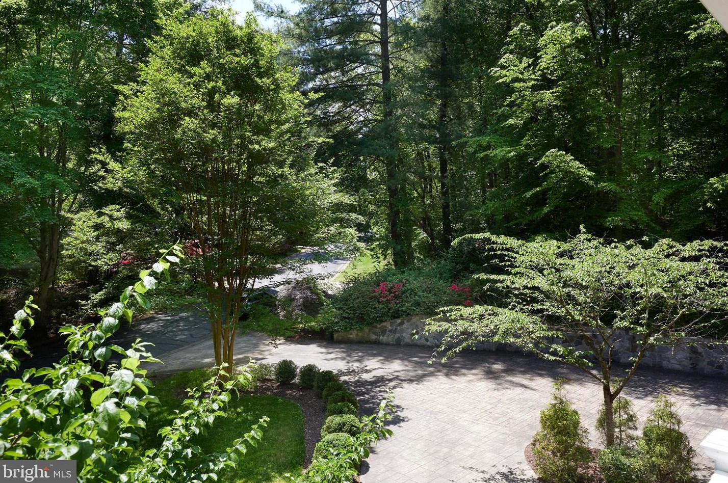 8505 Carlynn Dr, Bethesda MD 20817-4310 exterior