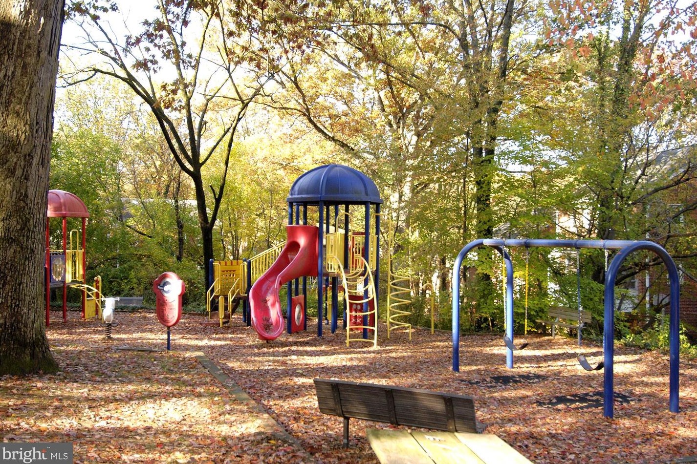 7902 Glenside Dr, Silver Spring MD 20912-7327 exterior