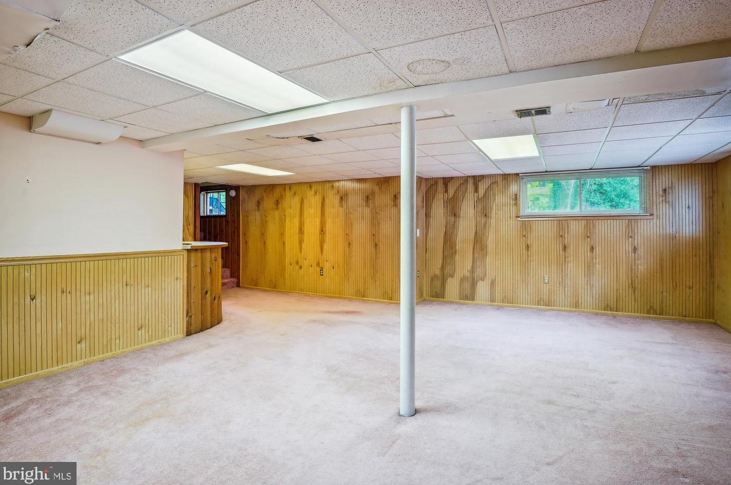 7902 Glenside Dr, Silver Spring MD 20912-7327 exterior