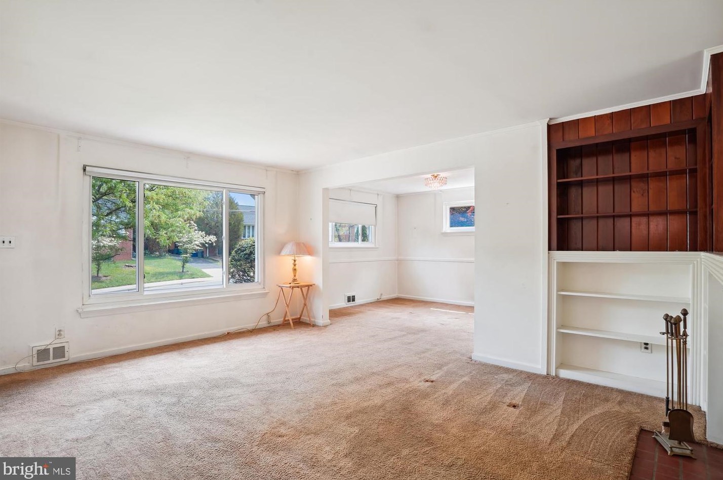 7902 Glenside Dr, Silver Spring MD 20912-7327 exterior