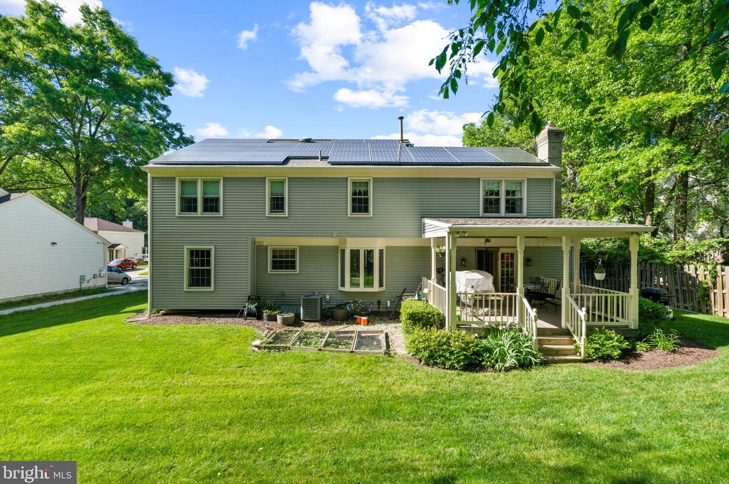 11444 Oak Leaf Dr, Silver Spring MD 20901-5013 exterior