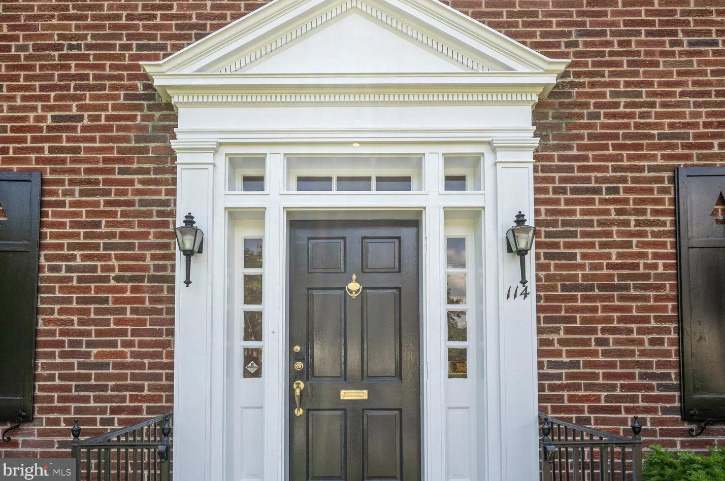 114 Summerfield Rd, Bethesda, MD 20815