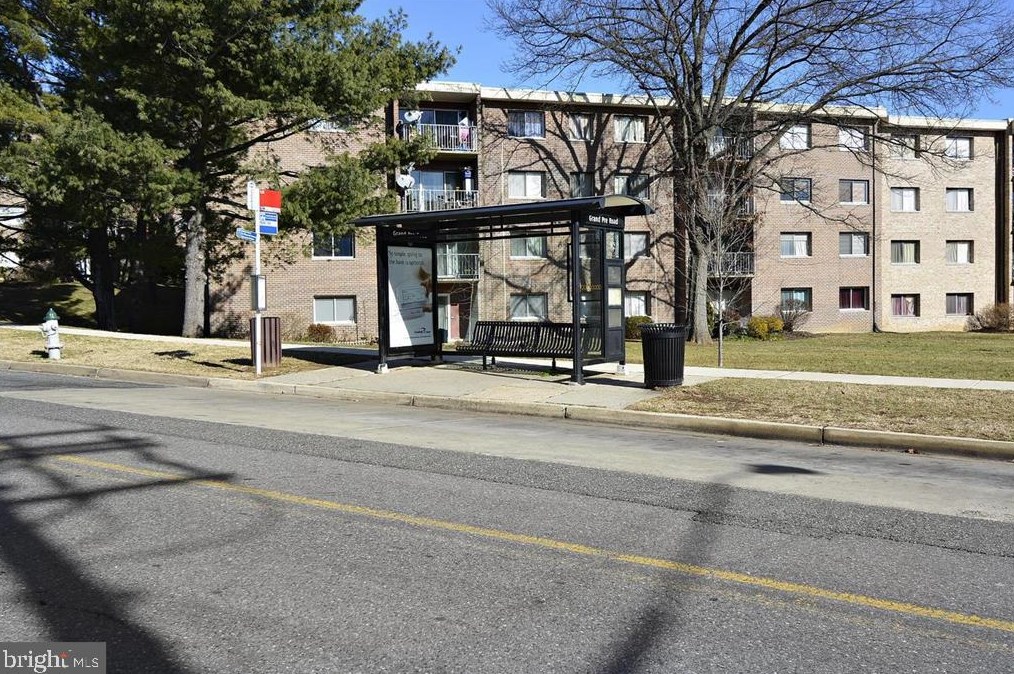 3914 Bel Pre Rd, Silver Spring MD 20906-2829 exterior