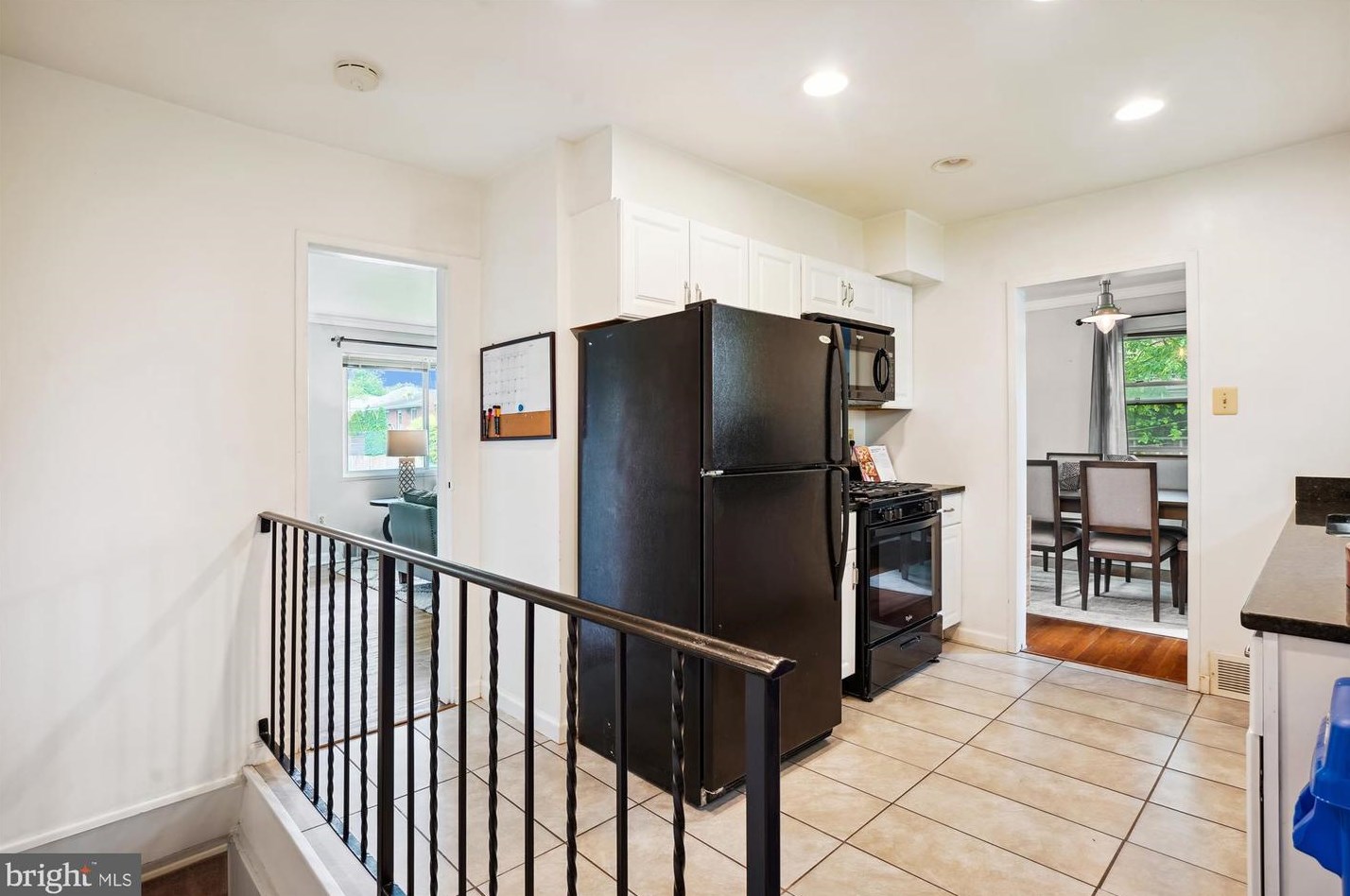 2302 Eccleston St, Silver Spring MD 20902-4830 exterior