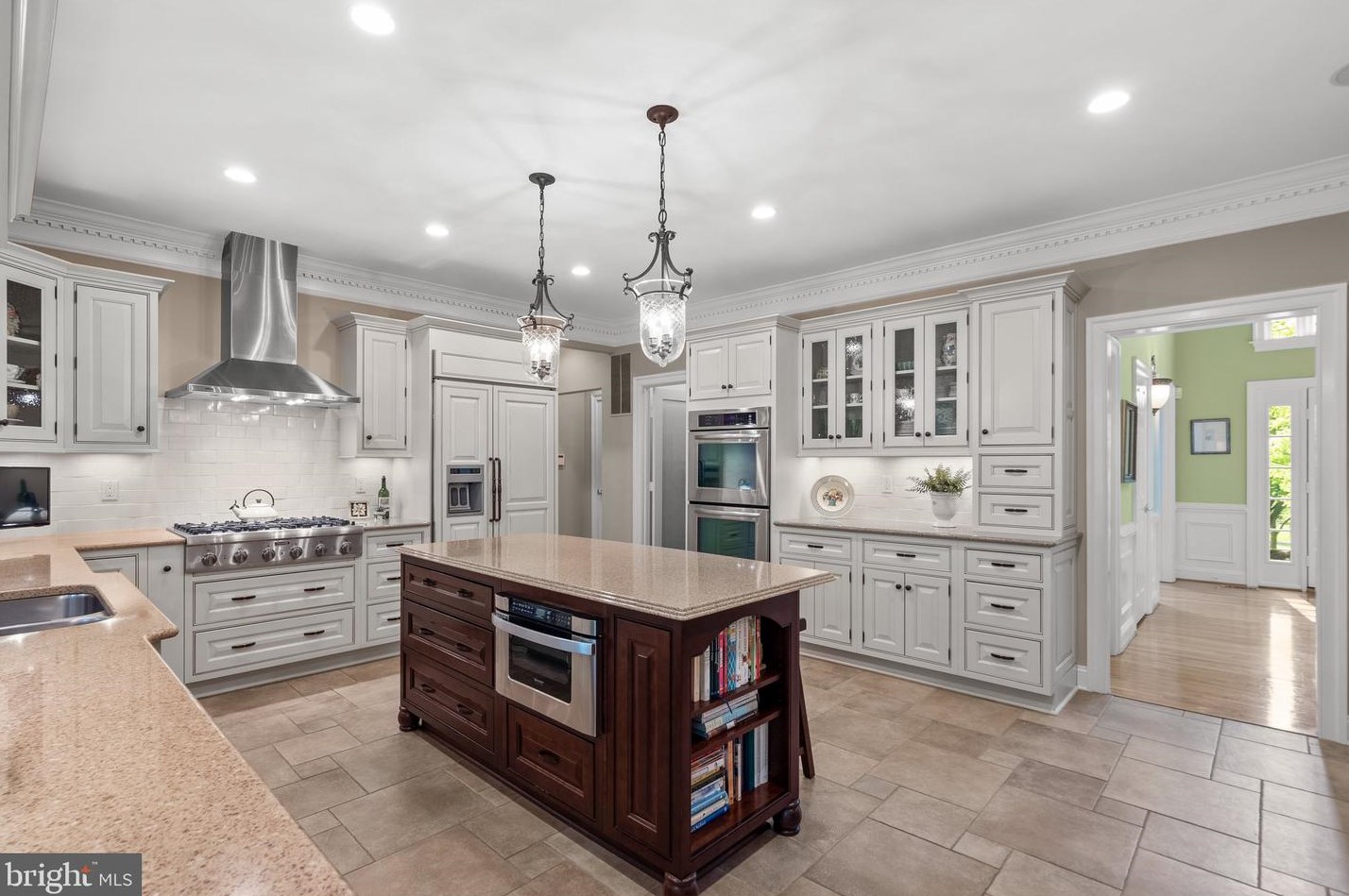 13200 Jasmine Hill Ter, Rockville MD 20850-3665 exterior