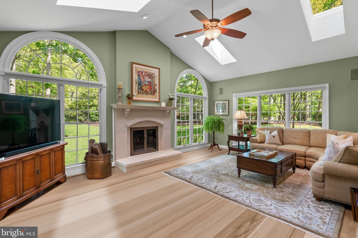 13200 Jasmine Hill Ter, Rockville MD 20850-3665 exterior