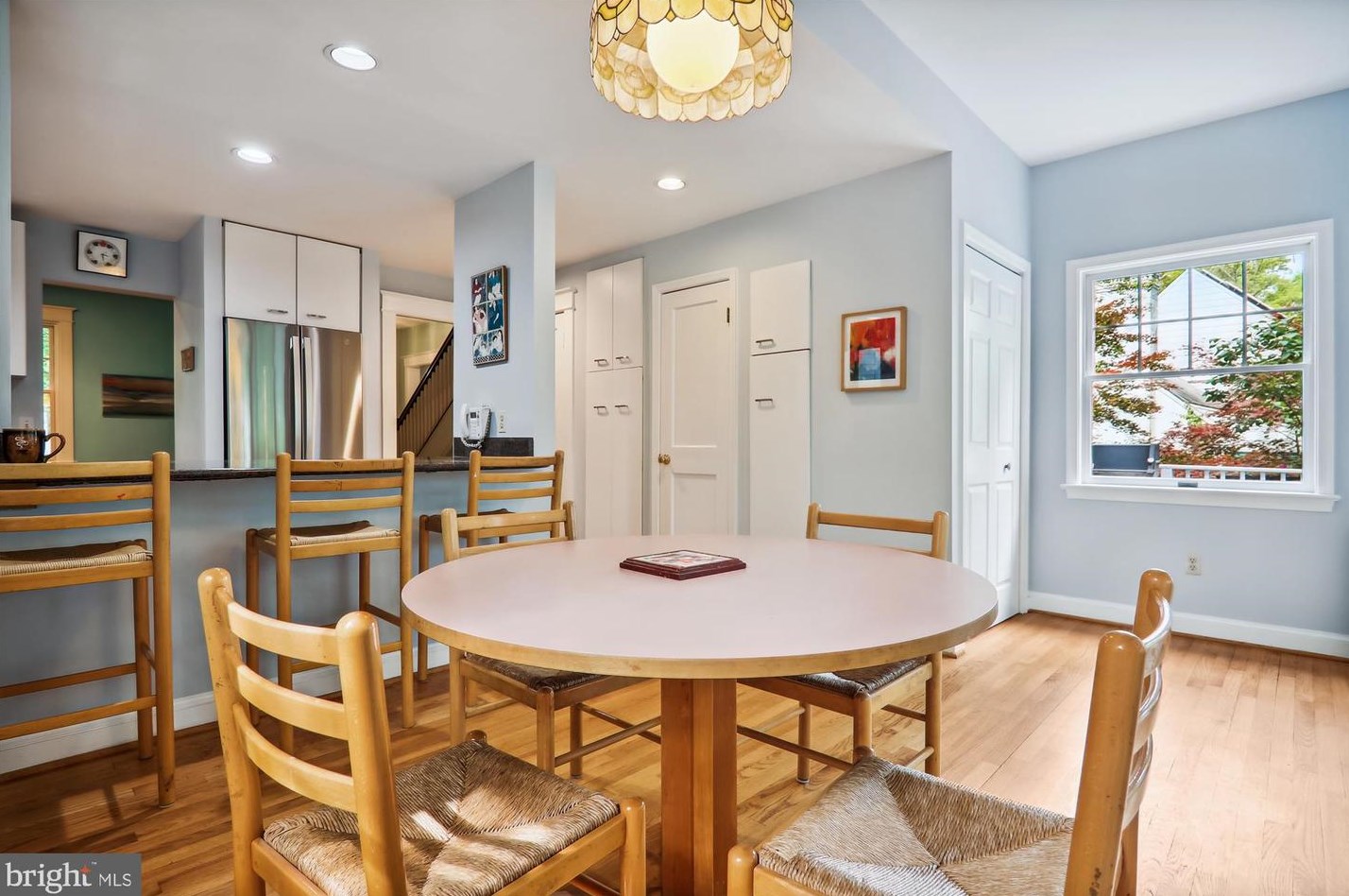 1408 Highland Dr, Silver Spring MD 20910-1524 exterior