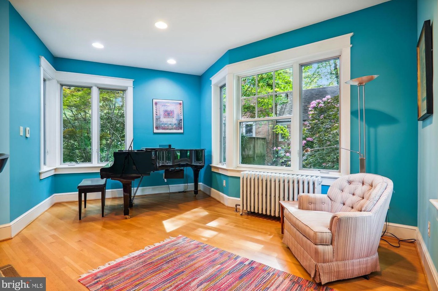 1408 Highland Dr, Silver Spring MD 20910-1524 exterior