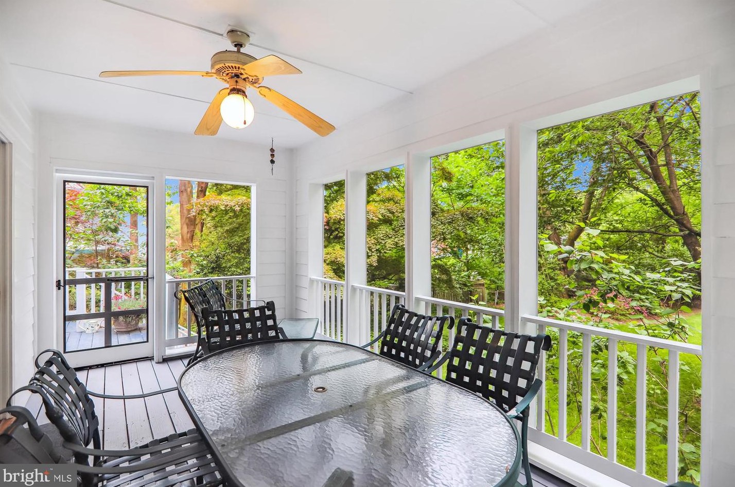 1408 Highland Dr, Silver Spring MD 20910-1524 exterior