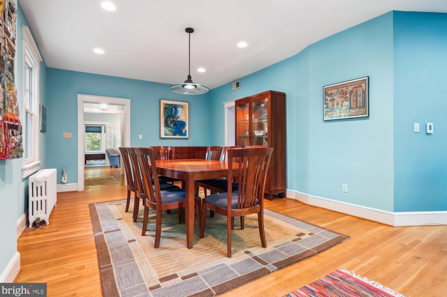 1408 Highland Dr, Silver Spring MD 20910-1524 exterior