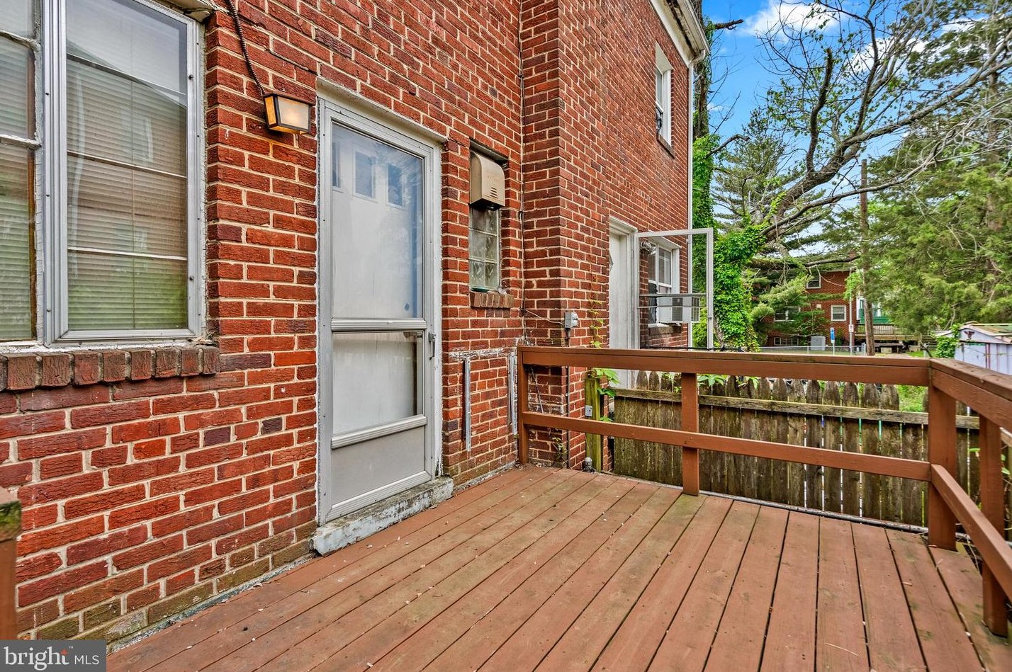 8518 11th Ave, Silver Spring MD 20903-3204 exterior