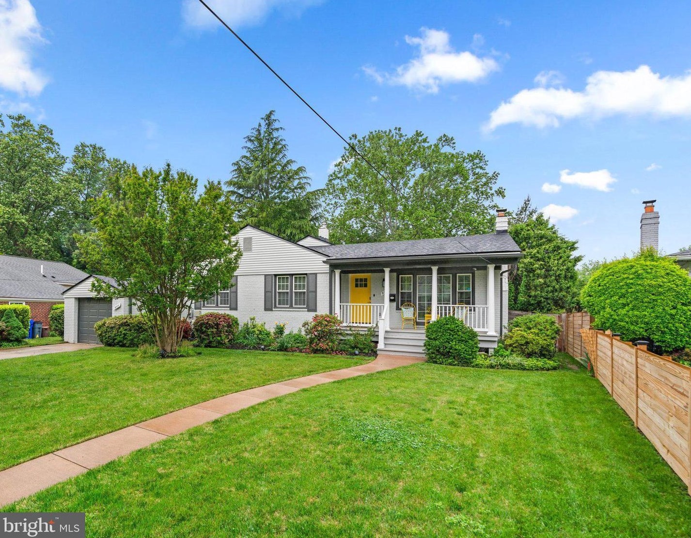 9713 Bellevue Dr, Bethesda, MD 20814-3924