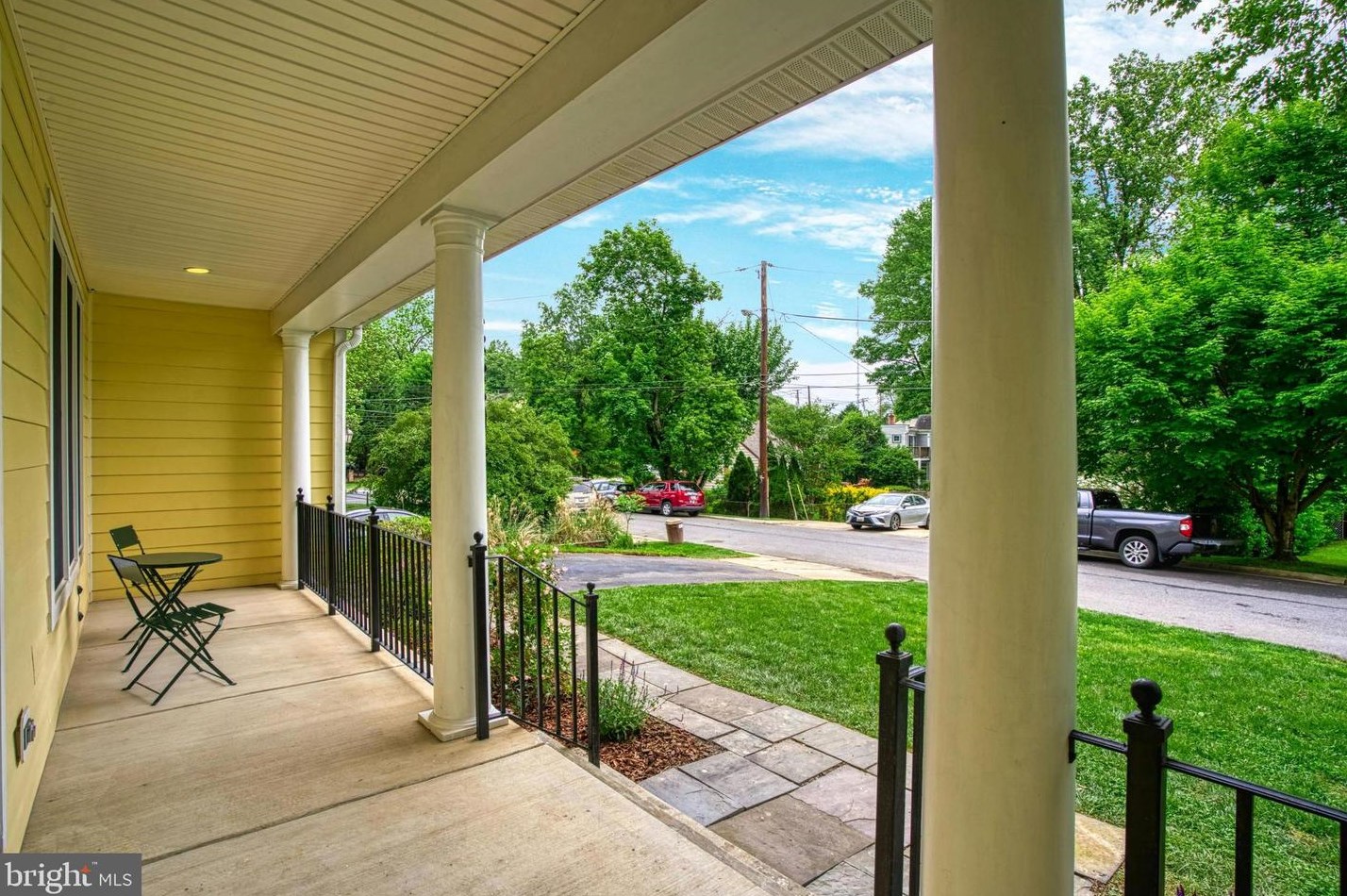 3336 Jones Bridge Ct, Bethesda, MD 20815-5737