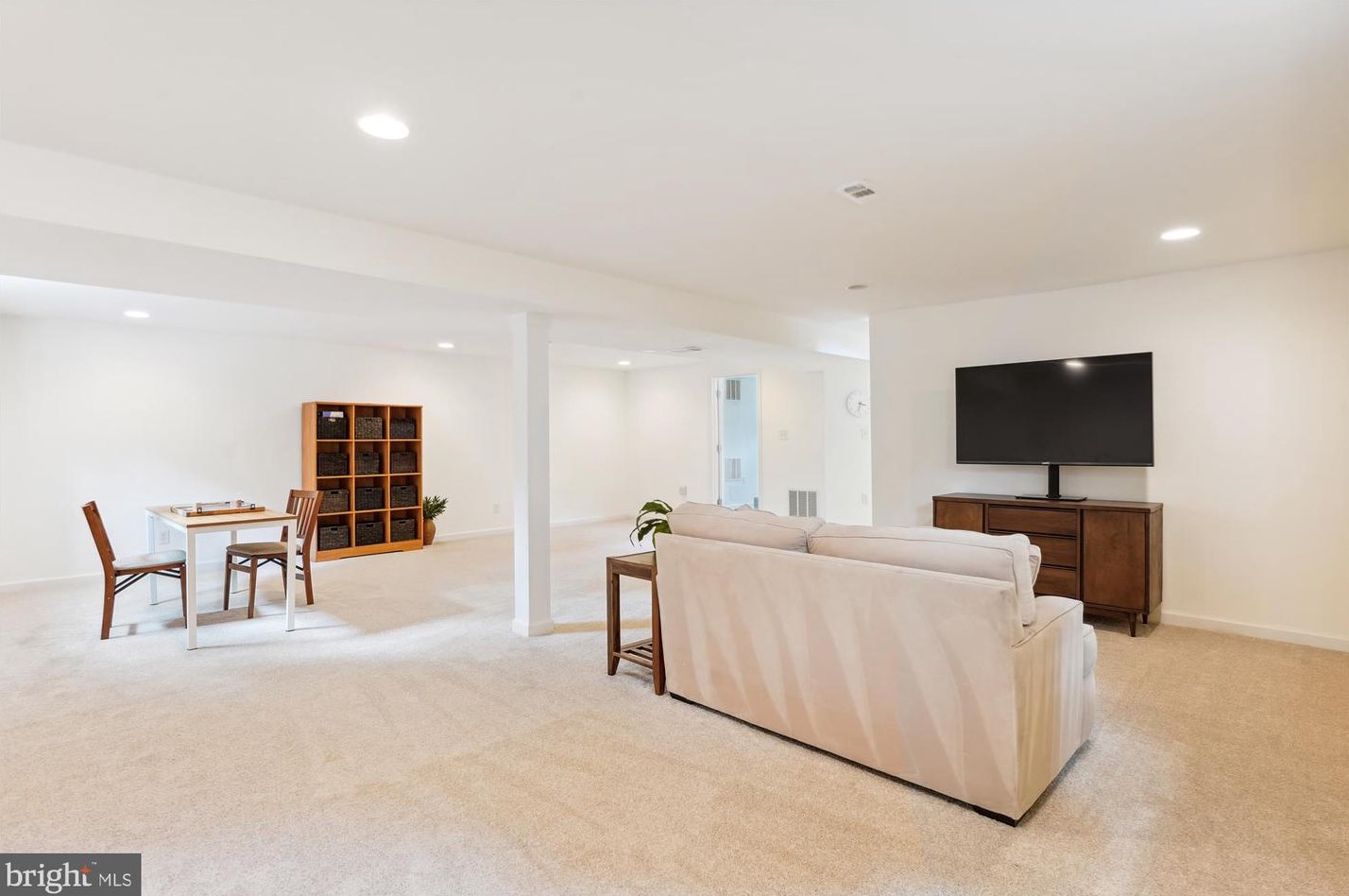 11012 Lombardy Rd, Silver Spring MD 20901-1637 exterior