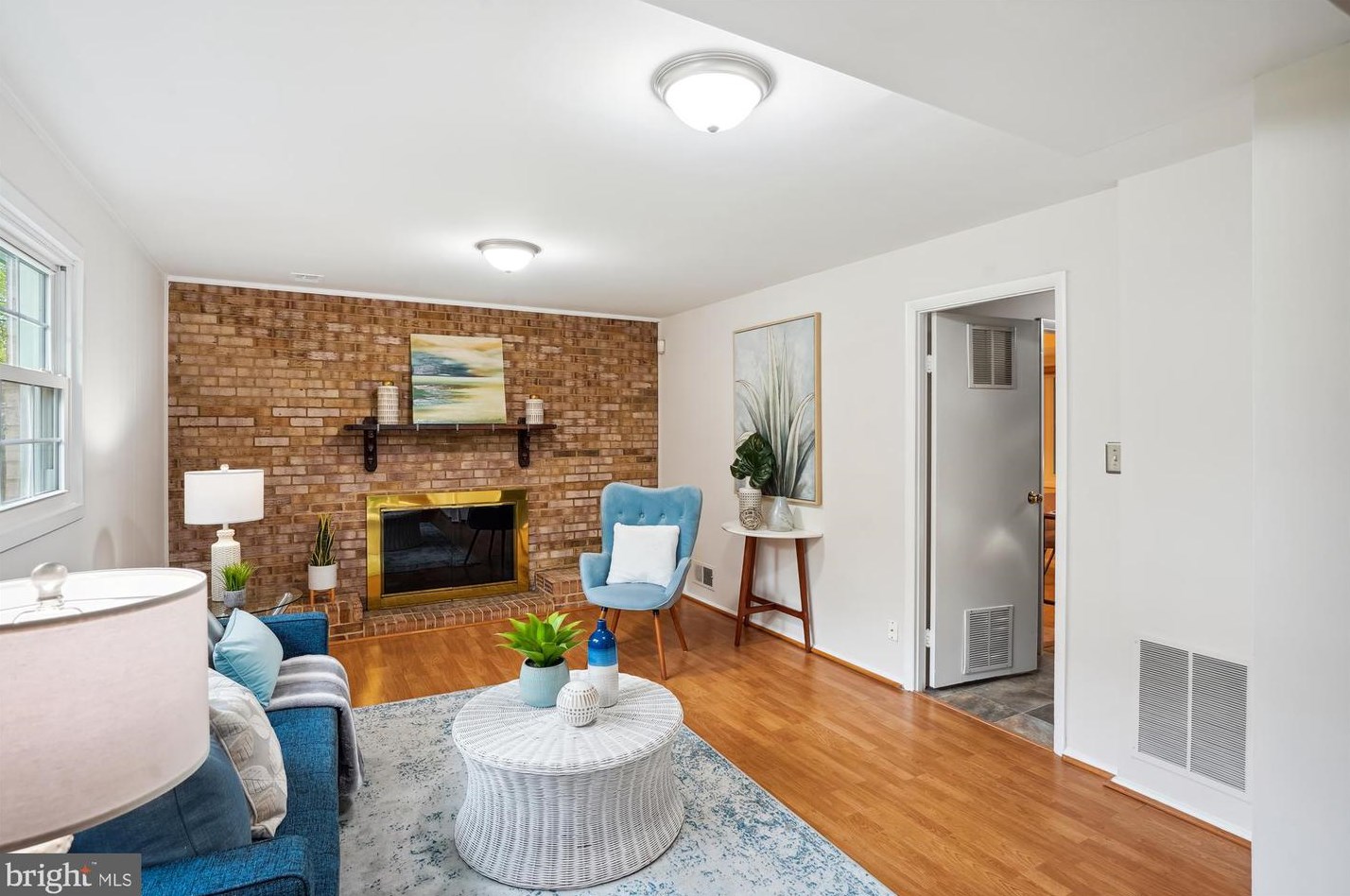 14019 Congress Dr, Rockville MD 20853-2637 exterior