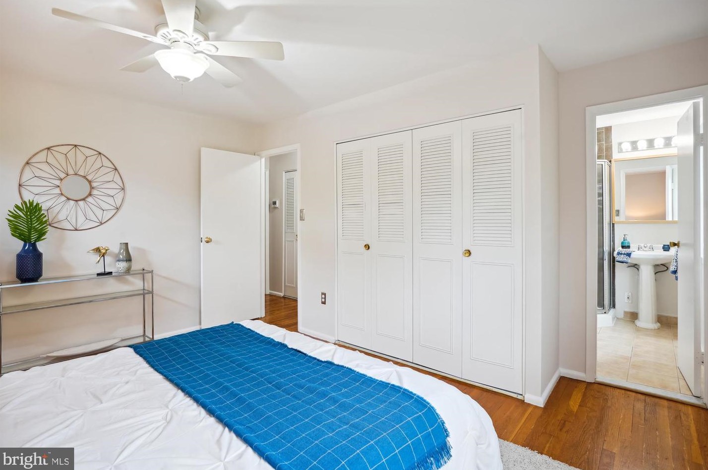 14019 Congress Dr, Rockville MD 20853-2637 exterior