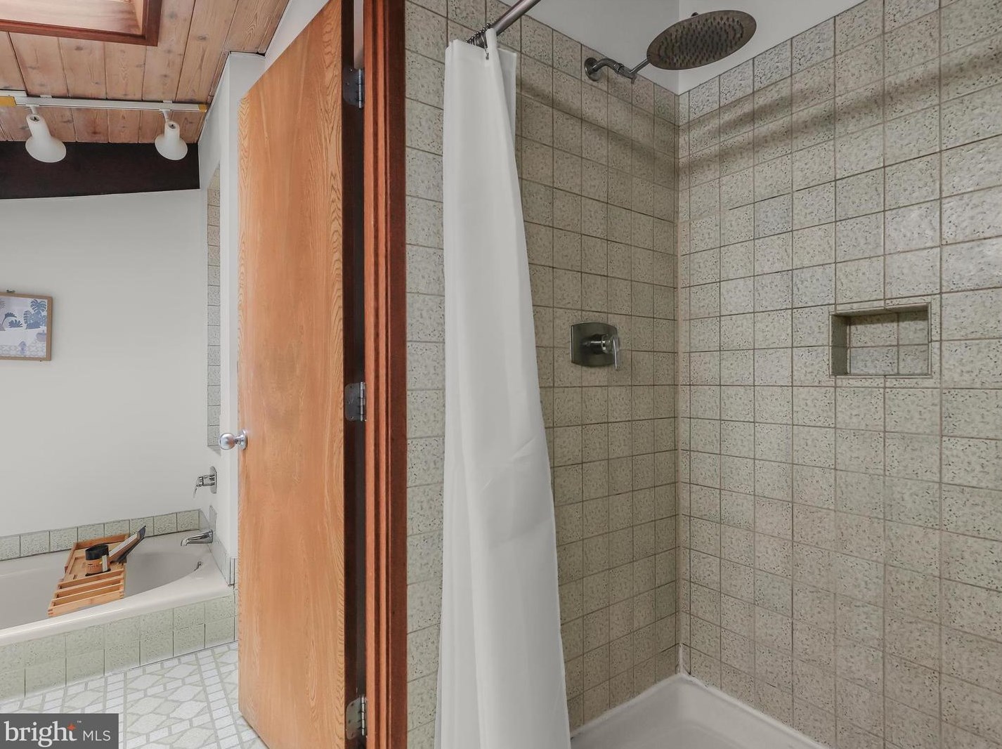 1809 Gamewell Rd, Silver Spring MD 20905-5117 exterior