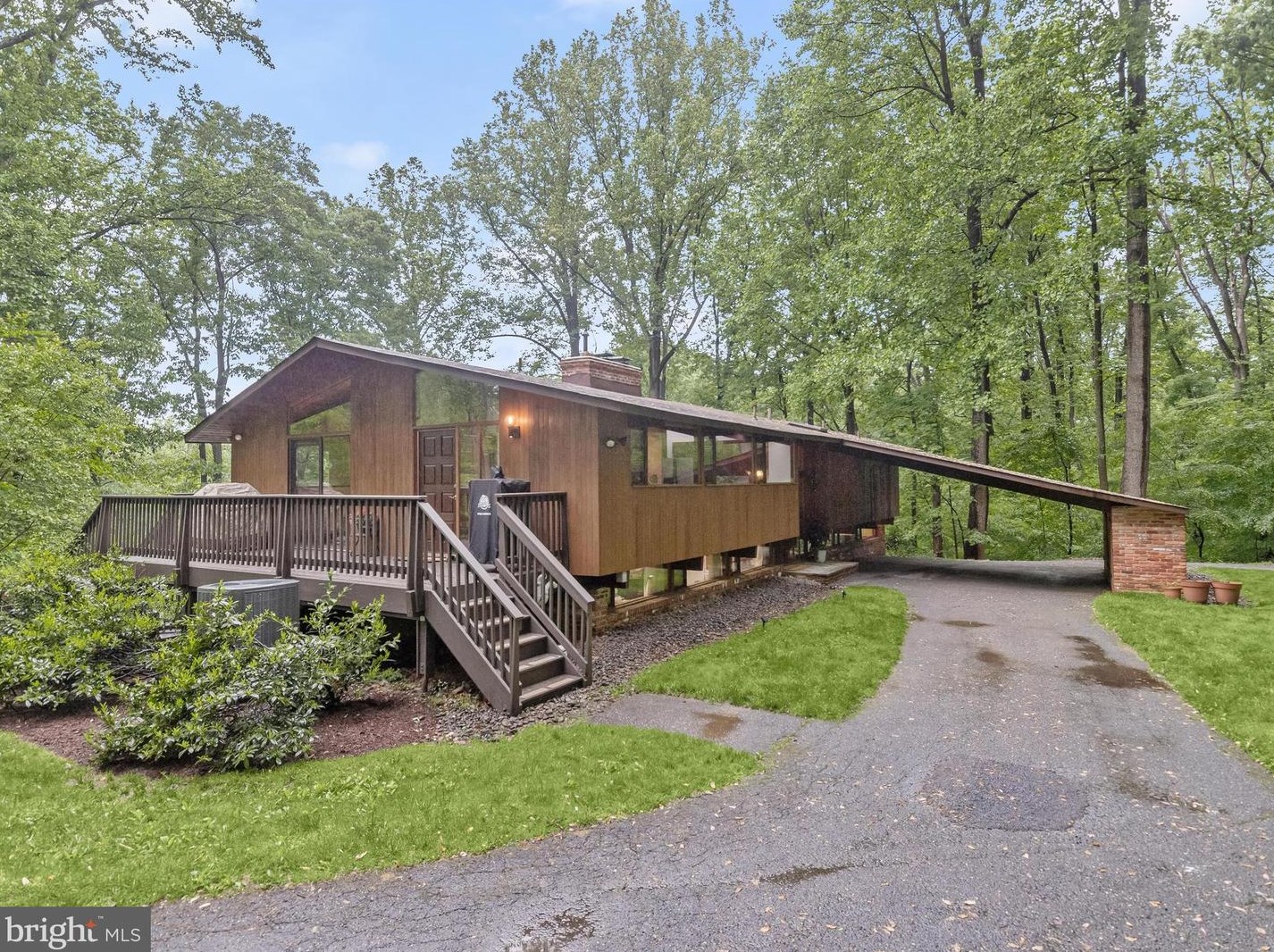 1809 Gamewell Rd, Silver Spring MD 20905-5117 exterior