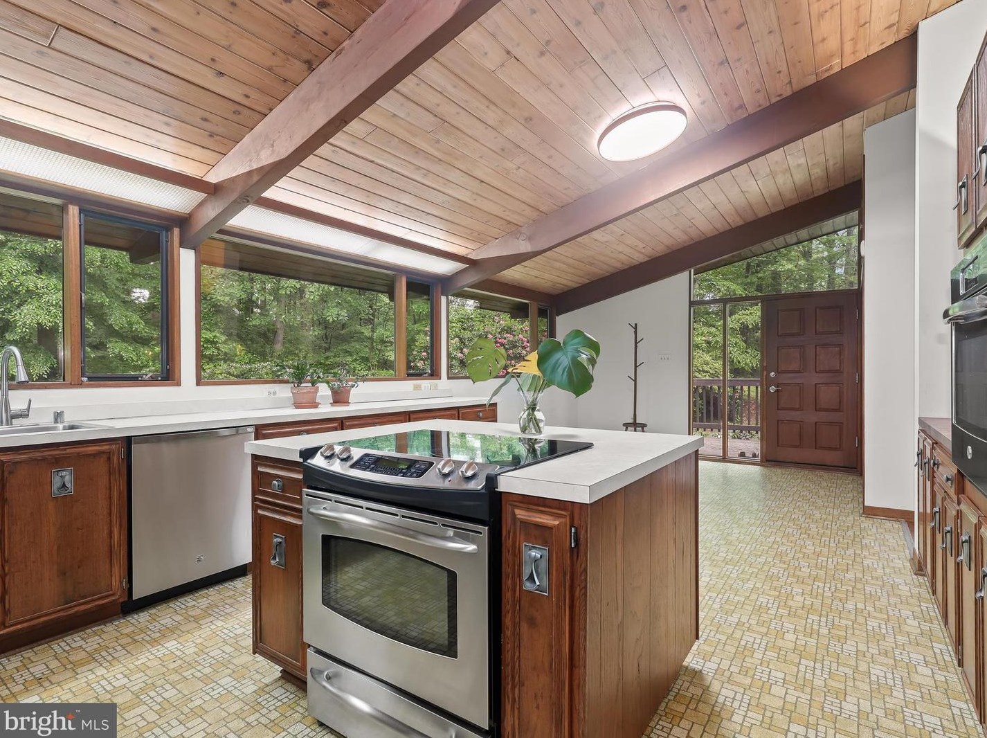 1809 Gamewell Rd, Silver Spring MD 20905-5117 exterior