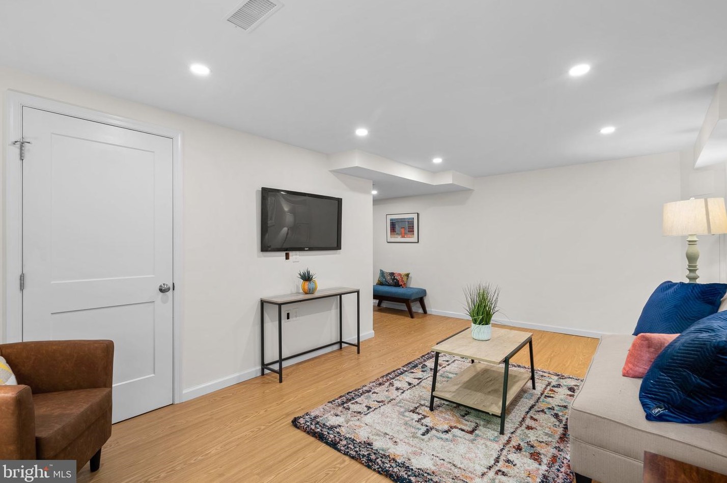 252 Whitmoor Ter, Silver Spring MD 20901-1523 exterior