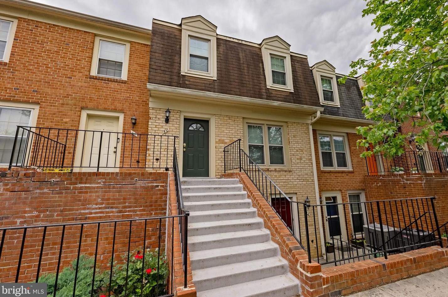 50 Pennydog Ct #106, Silver Spring, MD 20902