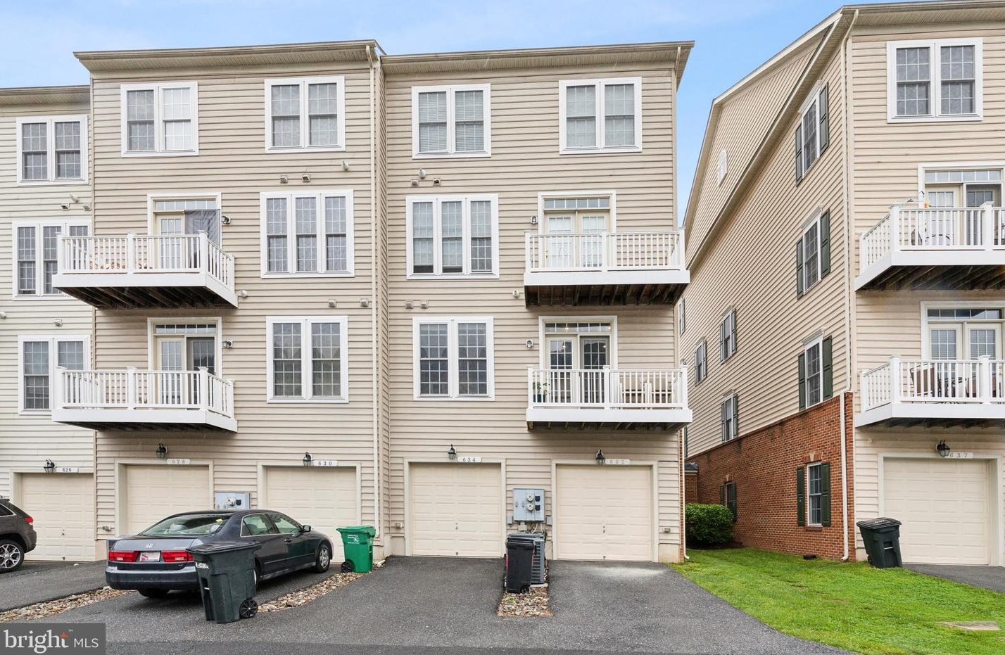 632 Pelican Ave, Gaithersburg MD  20877-2908 exterior