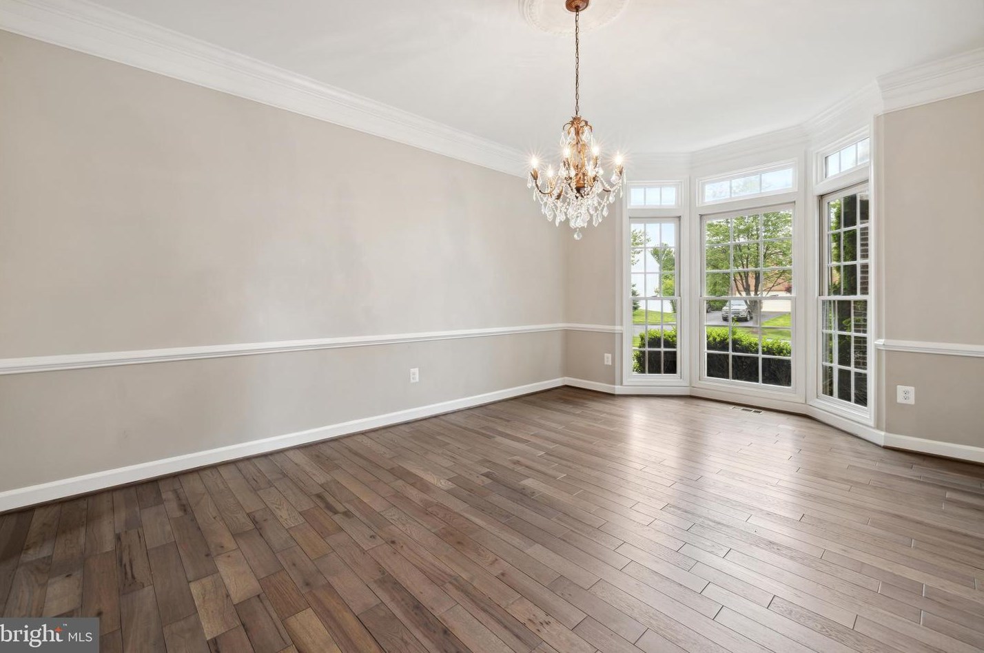 7106 Stratos Ln, Gaithersburg MD  20879-5424 exterior